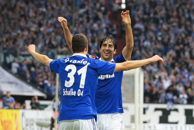 拉菲尼亚为 拉菲尼亚为